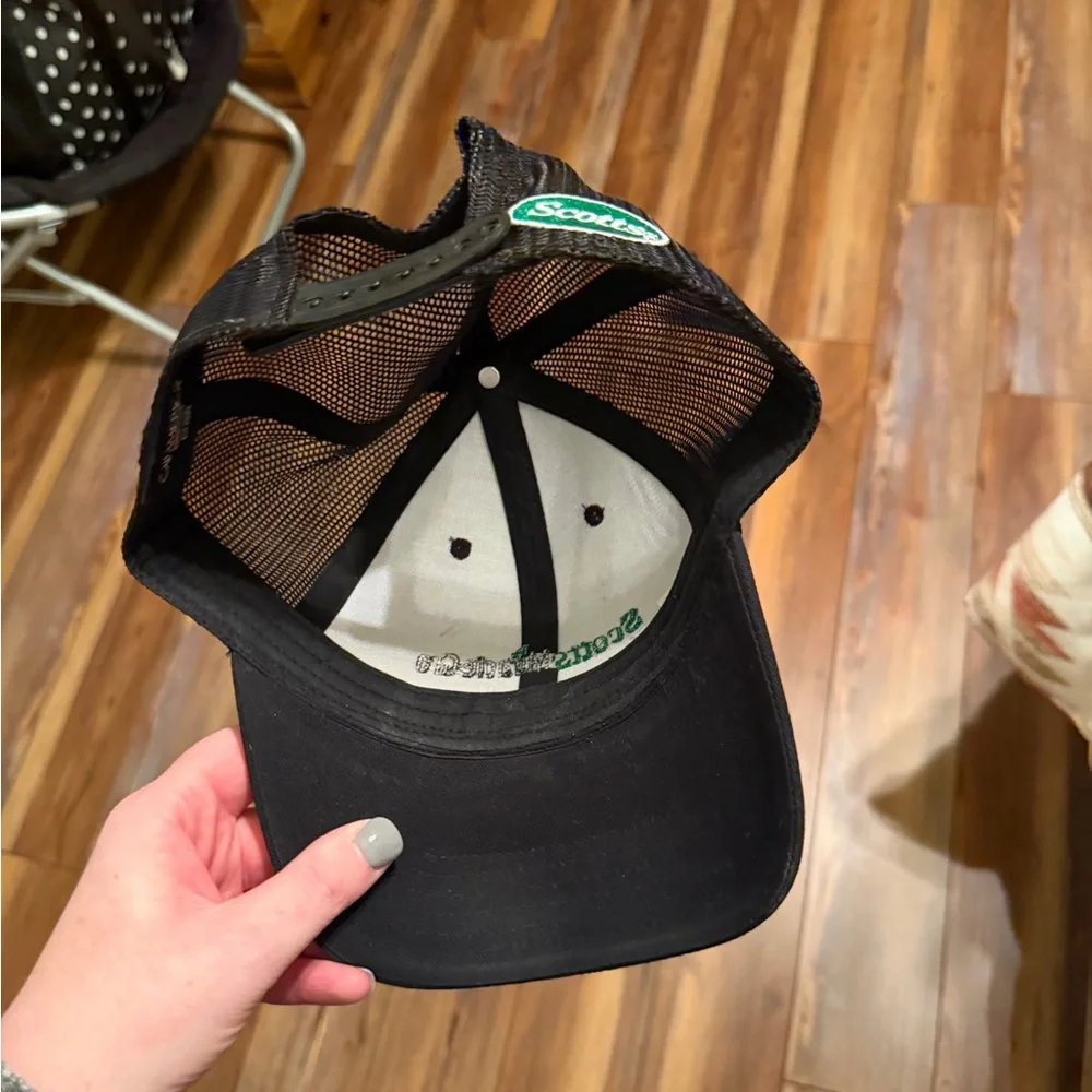 Men’s hat - Picture 2 of 3